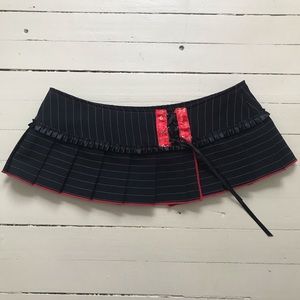 Micro mini goth punk rock skirt - Hot Topic Y2K, Serious brand
